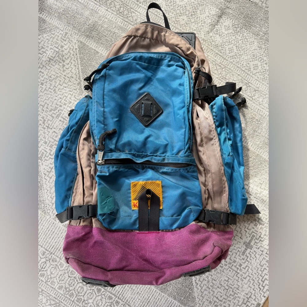Vintage Kelty “Redwing RG” Internal Frame “Soft Pack”Backpack